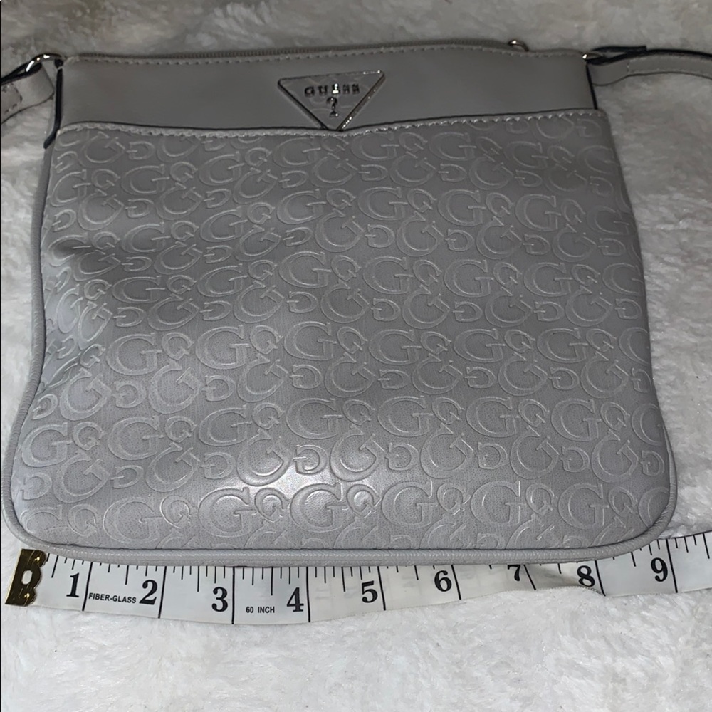 Guess Gray Crossbody Bag like new - Picture 7 of 7